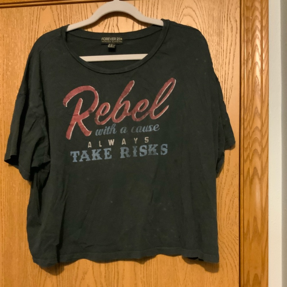 NWOT f21 rebel graphic plus sized crop top size 3x